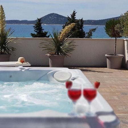 Apartments Luka Vodice Luaran gambar