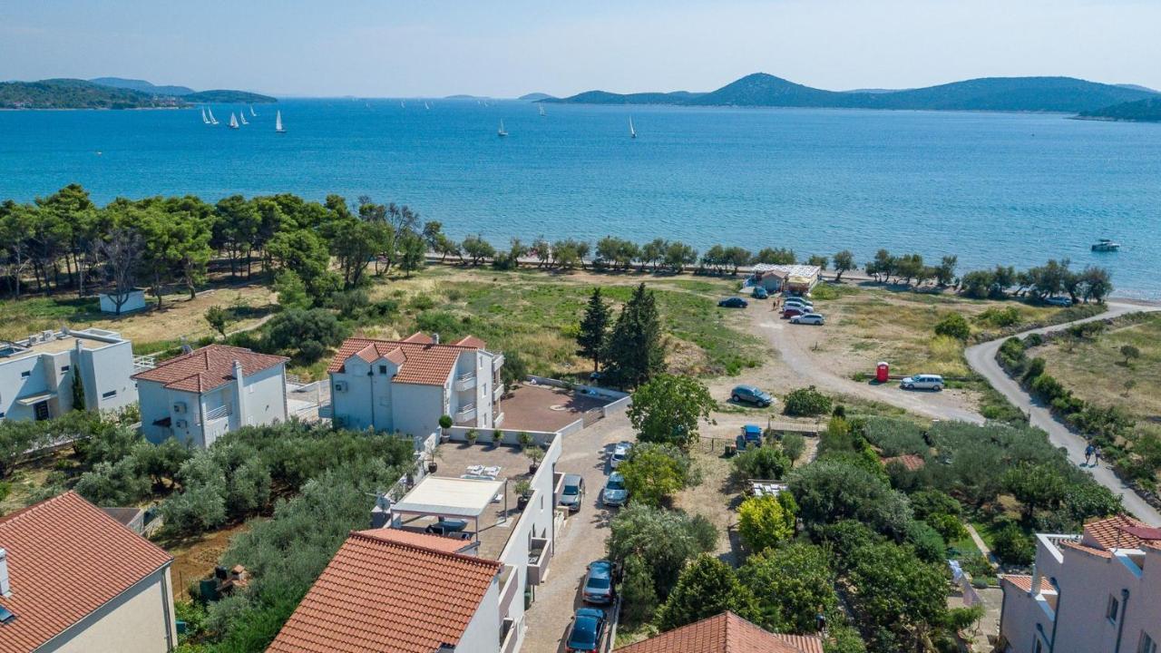 Apartments Luka Vodice Luaran gambar