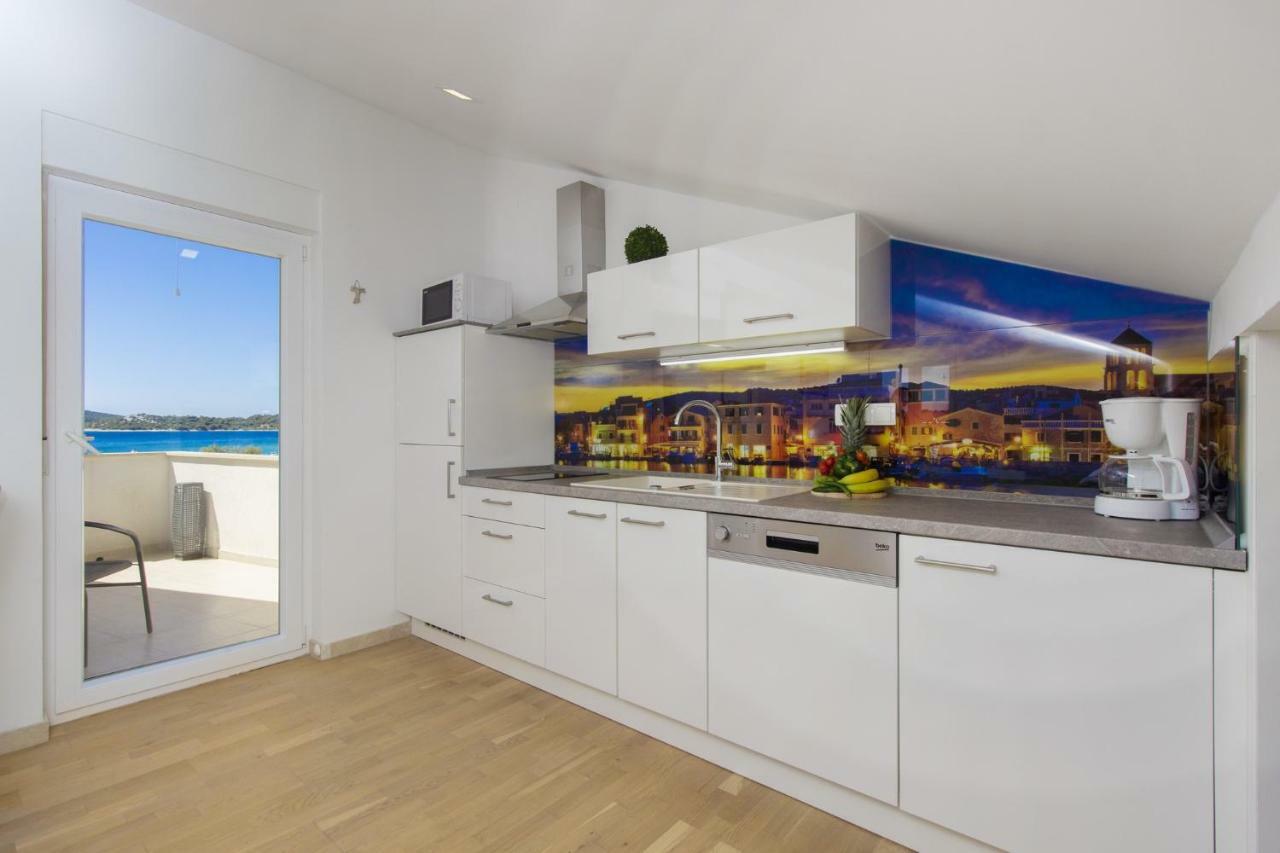 Apartments Luka Vodice Luaran gambar